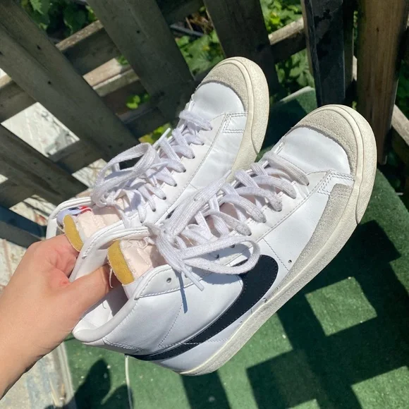 Nike Blazers Women's White and Black High-Top Sneakers - Picture 1 of 8